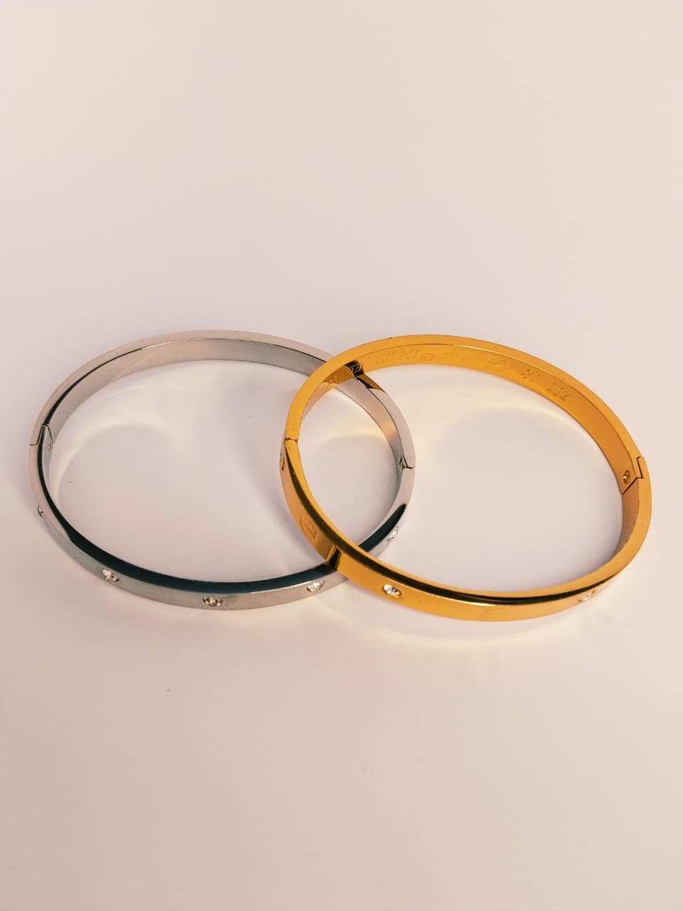 Classic Bangle 3