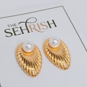 Golden Leaf Pearl Earrings